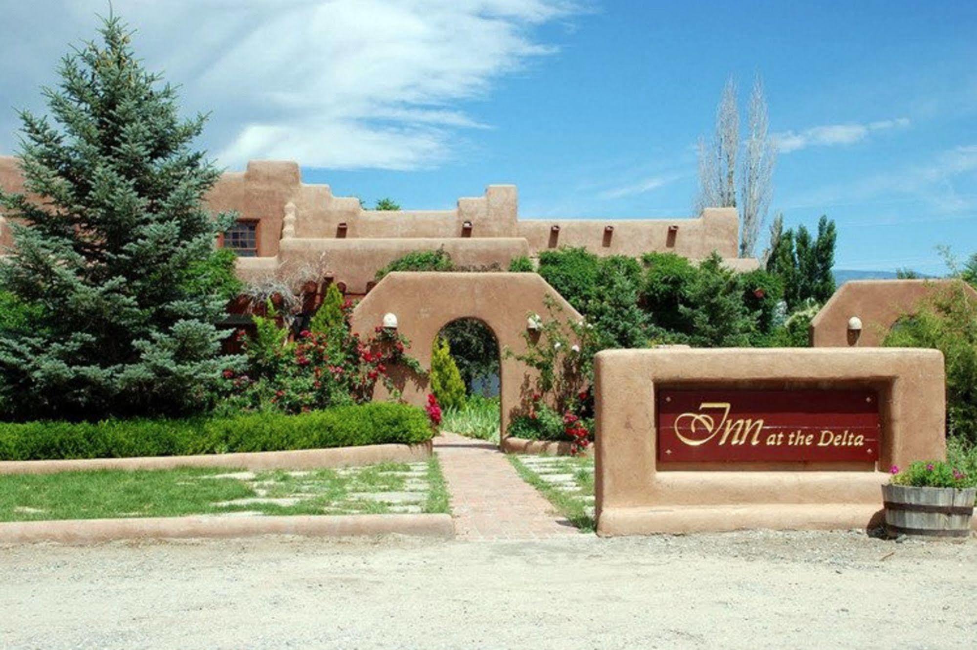 Inn At The Delta Española Exterior foto